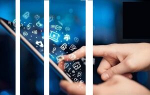 ادامه قطع اینترنت و پیامک / پیام رسان های ایرانی هم کار نمی کنند